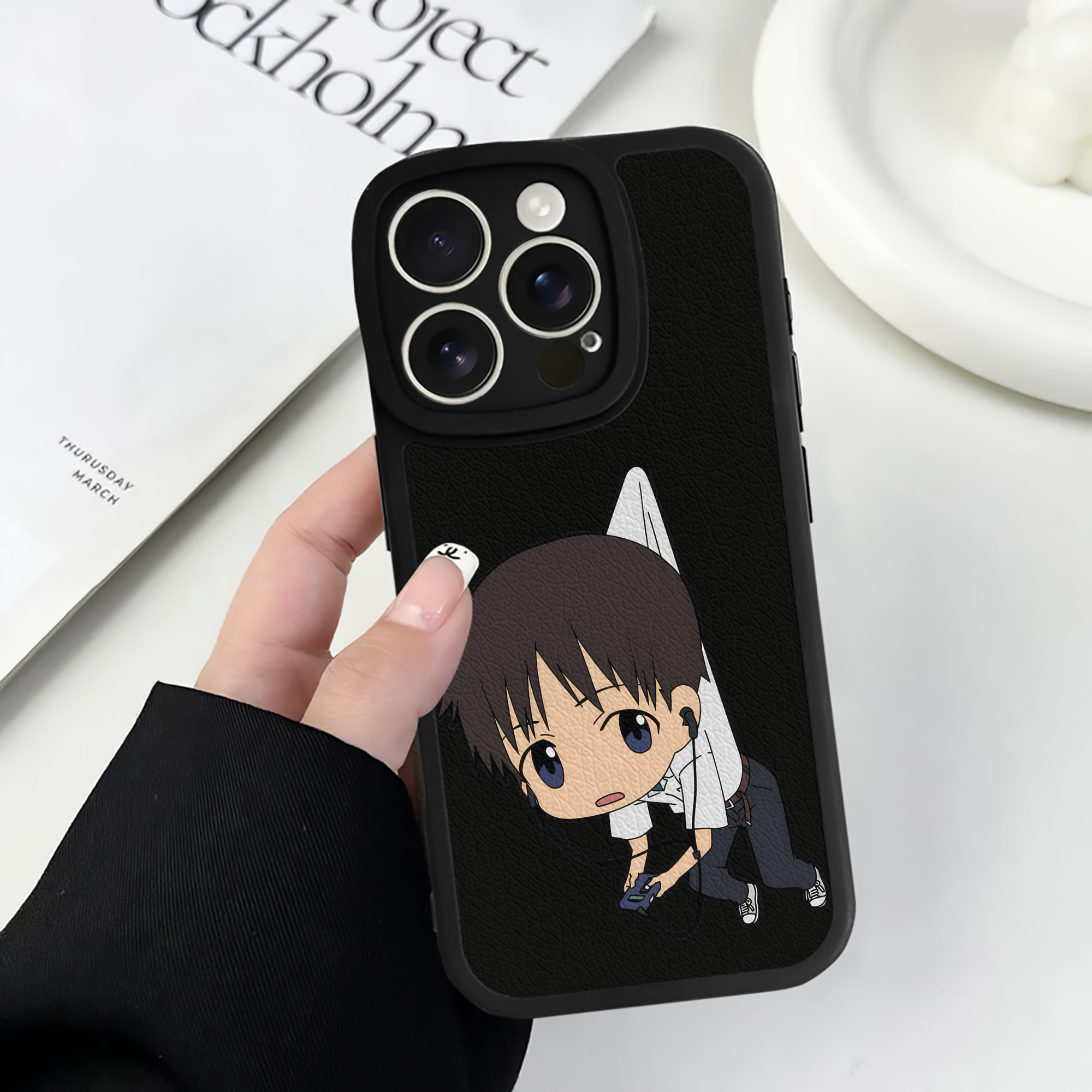 （画像用） EVA 新世紀エヴァンゲリオン 【iPhone 16シリーズ対応】シリコンスマホケース（レザー調） 材質：シリコン
